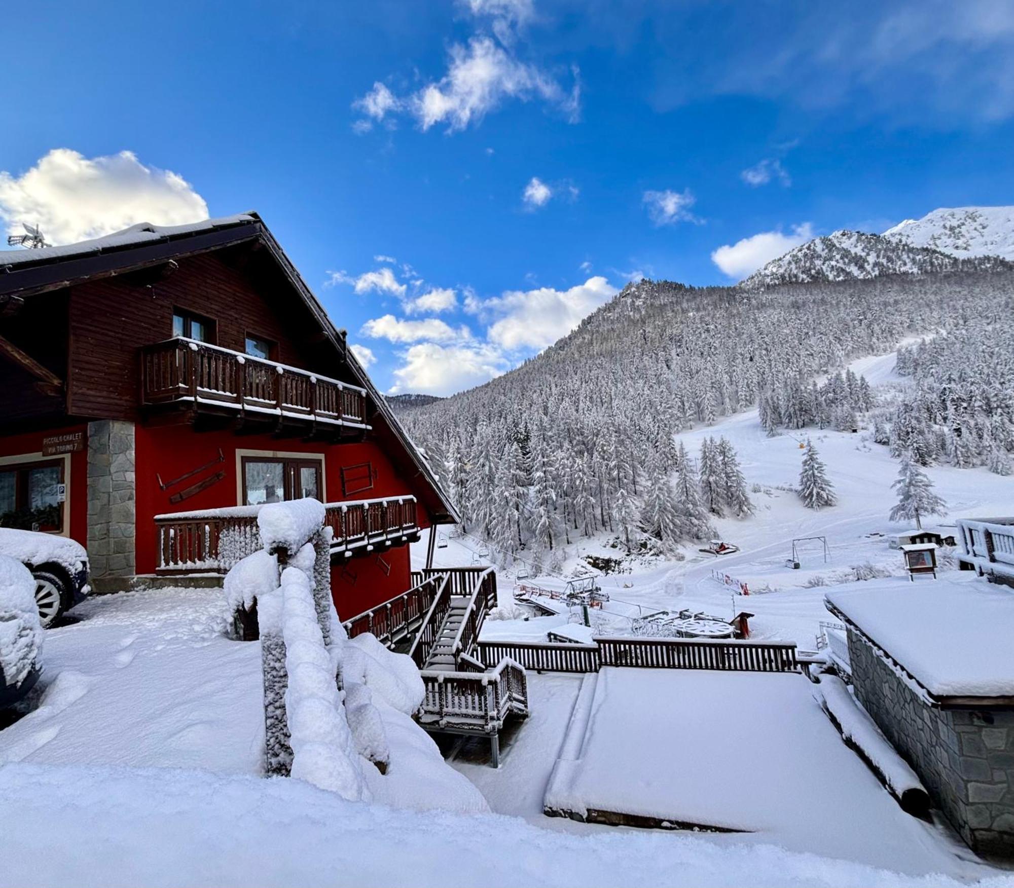 Hotel Piccolo Chalet Claviere Exterior foto
